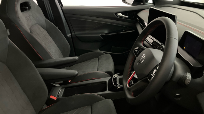 Volkswagen ID.4 250kW 4MOTION GTX Edition 79kWh 5dr Auto Electric Estate - Image 15